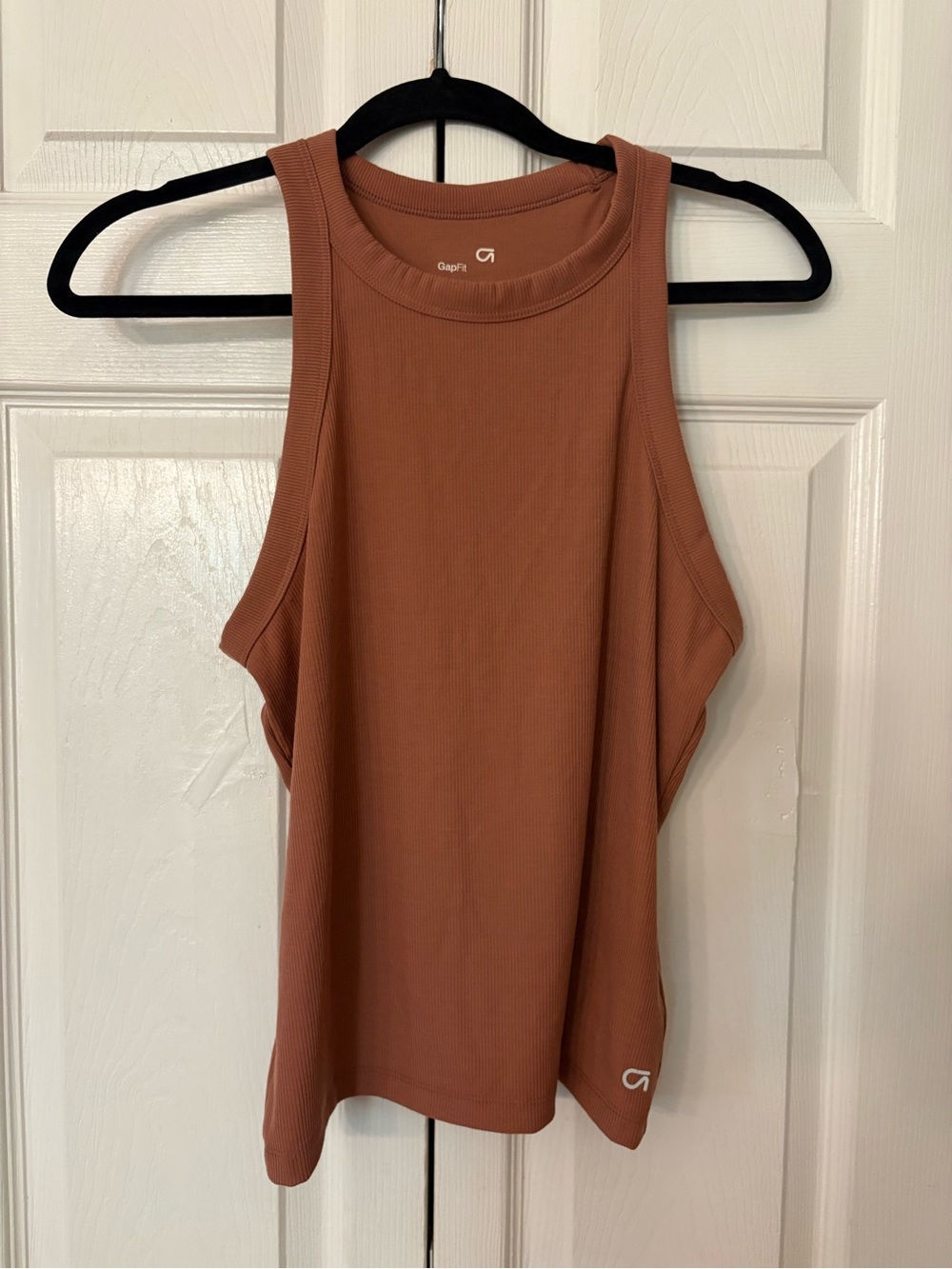 GAPFit Women's Ribbed Tank Top in Dusty Rust Medium